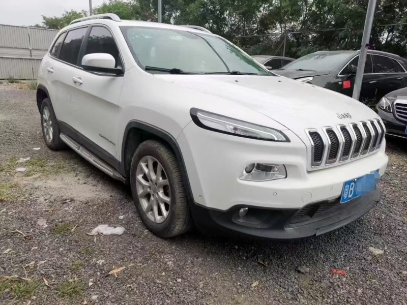 广州16年Jeep自由光3