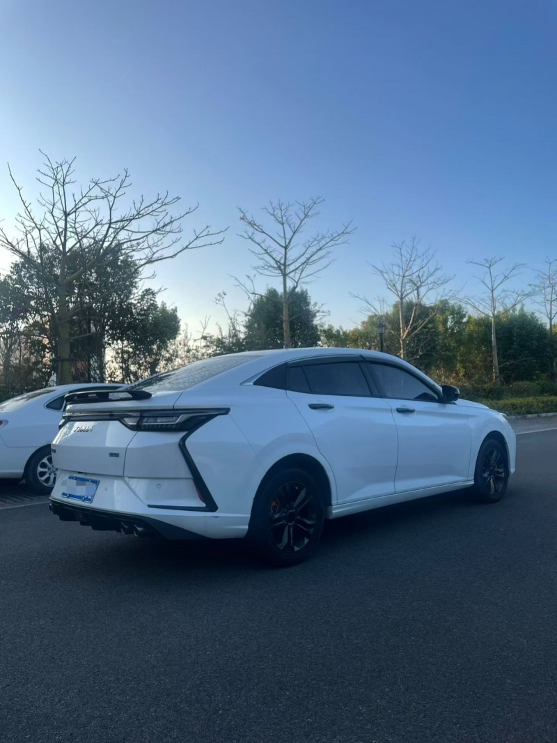 三明22年东风奕炫7