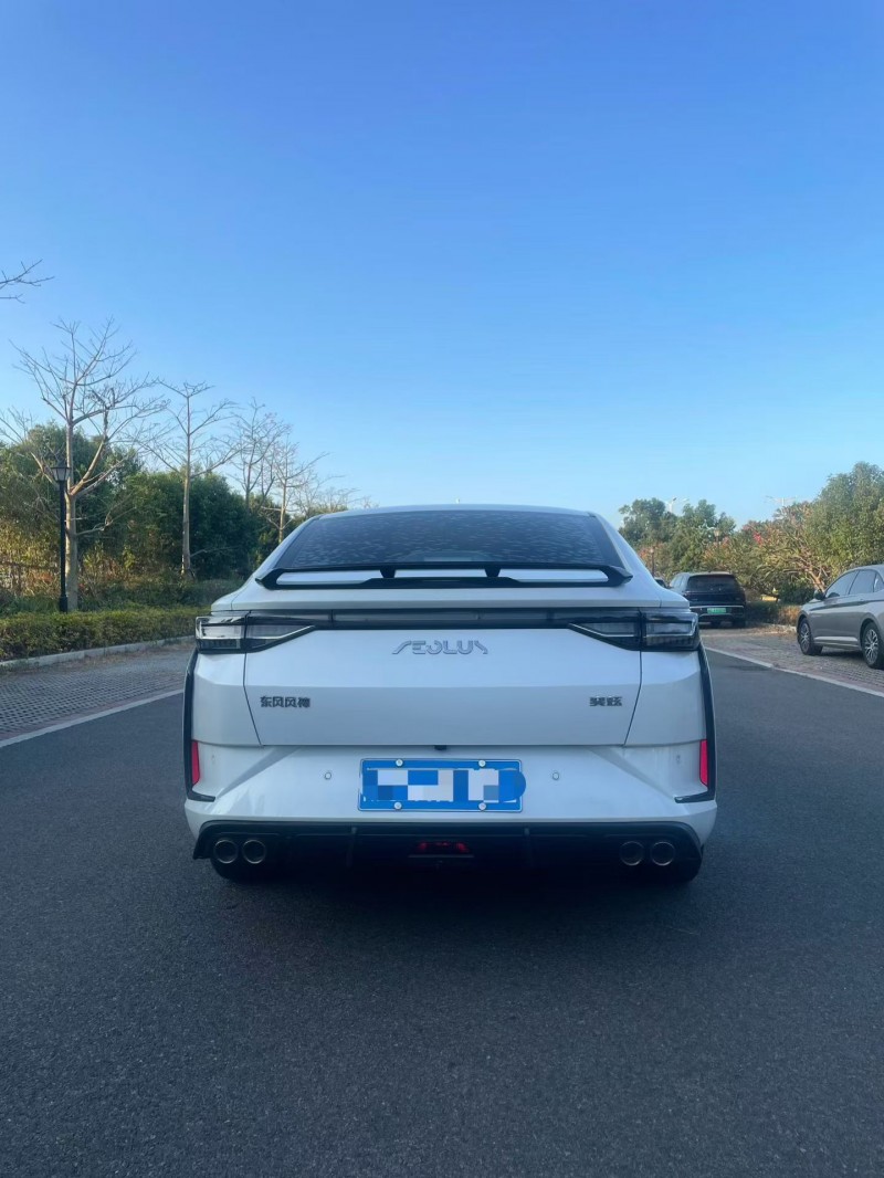 三明22年东风奕炫8