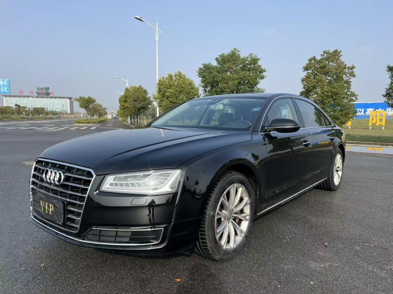 盐城17年奥迪A8L3