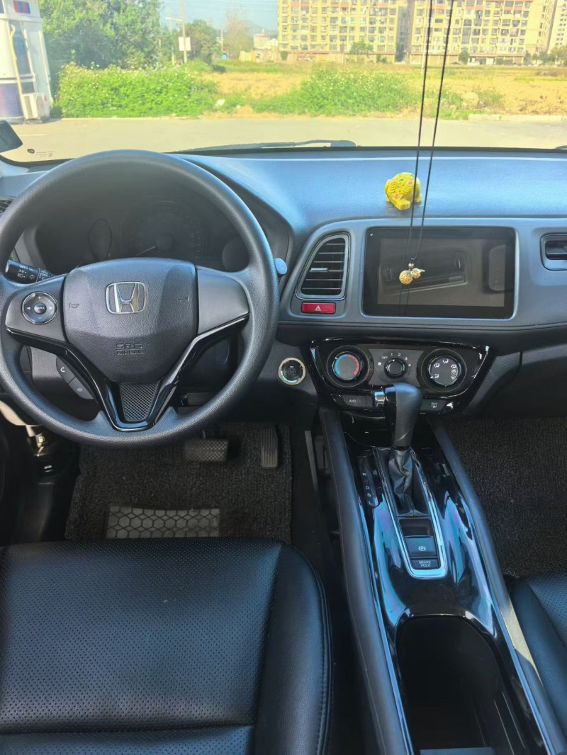 嘉兴17年本田缤智4