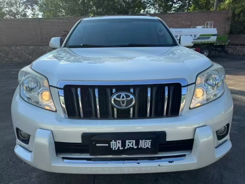 广州11年丰田普拉多1