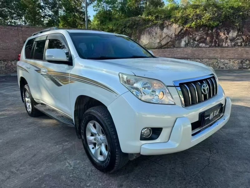广州11年丰田普拉多2