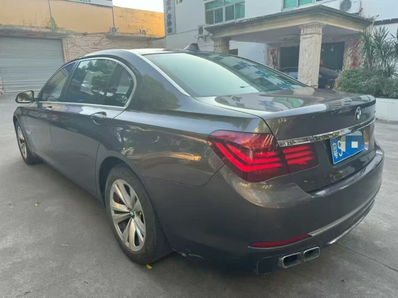 广州13年宝马7系5