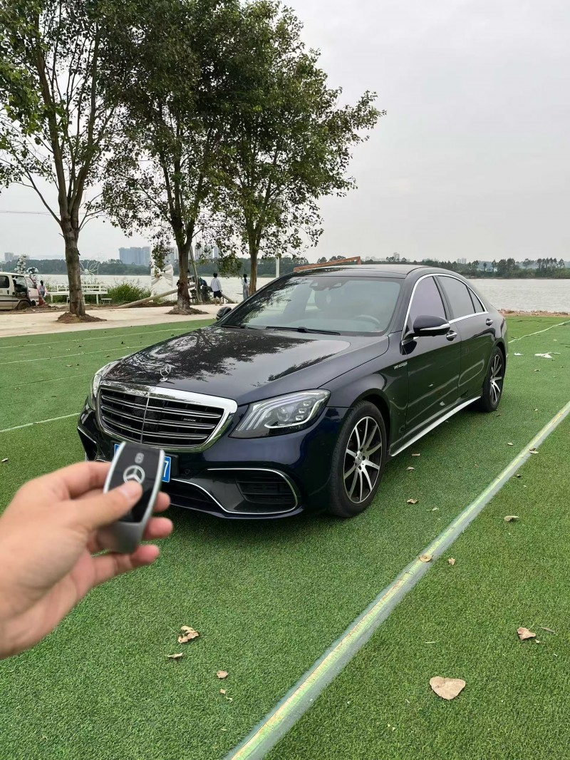 广州14年奔驰AMG3