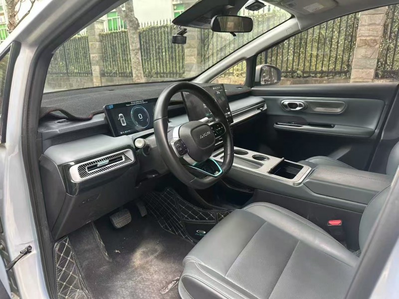 广州23年传祺埃安V4