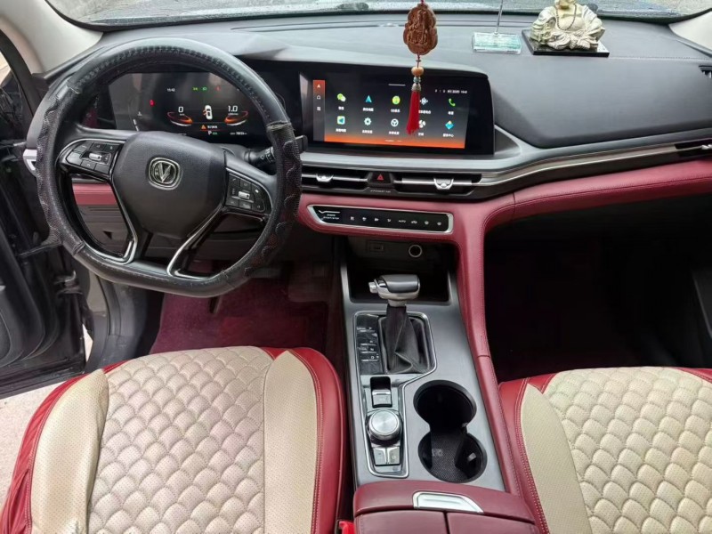 绍兴21年长安汽车CS753