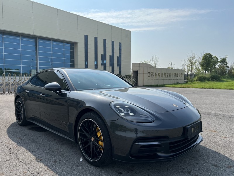 盐城17年保时捷帕拉梅拉2