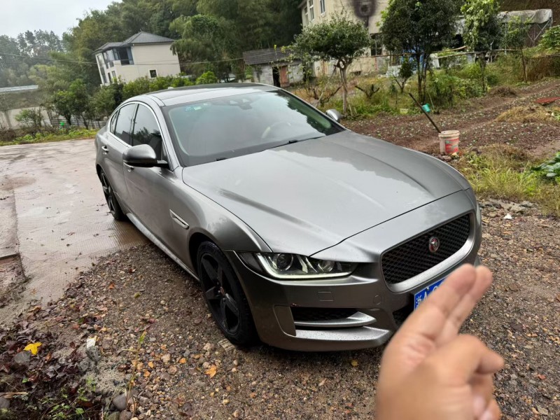 常州16年捷豹XE3