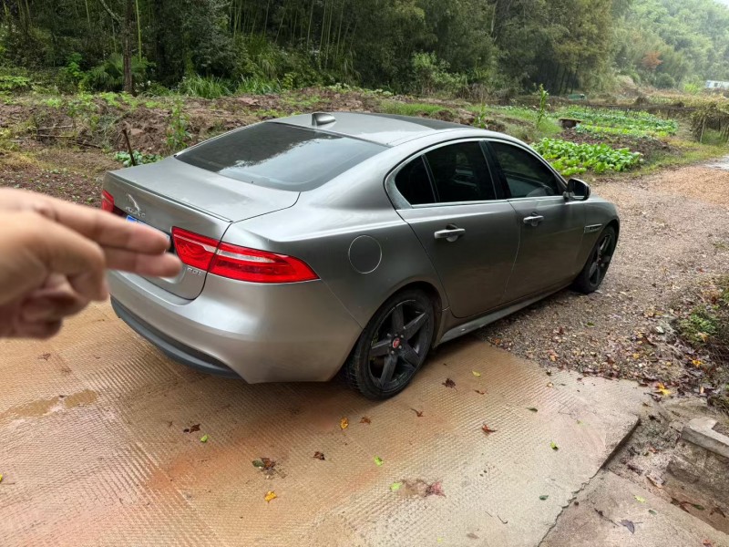 常州16年捷豹XE8