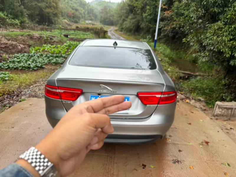 常州16年捷豹XE9