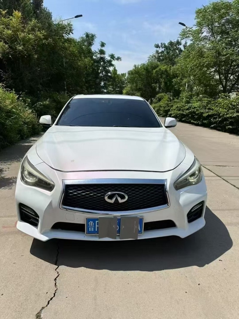 青岛17年英菲尼迪Q50L1