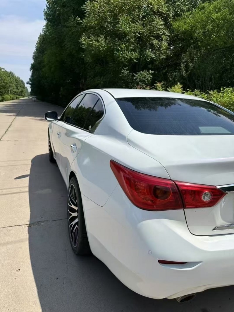 青岛17年英菲尼迪Q50L8