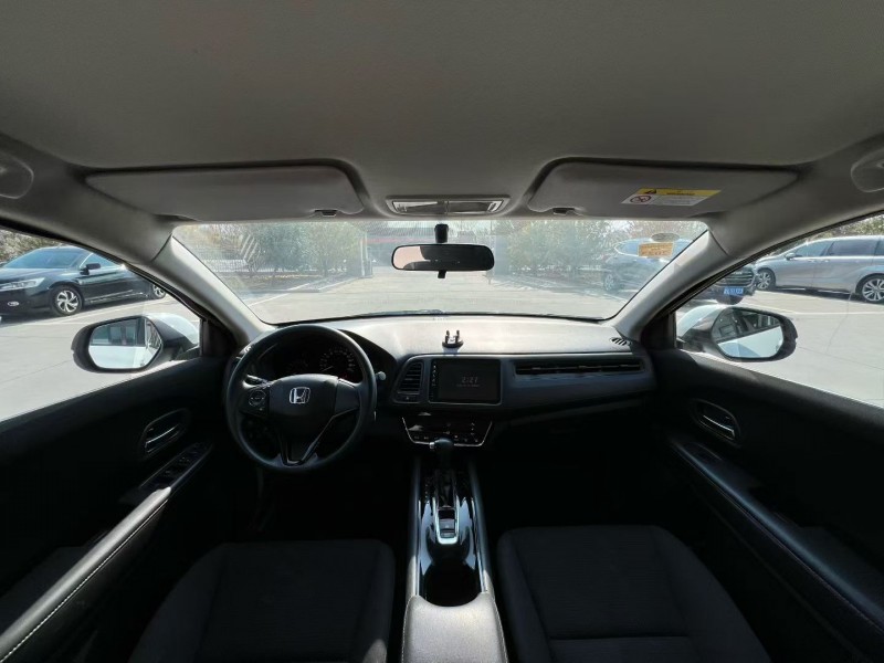 沧州21年本田缤智8