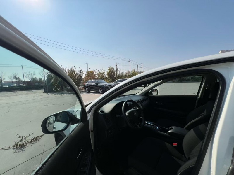 沧州21年本田缤智9