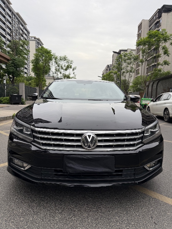 成都18年大众帕萨特1