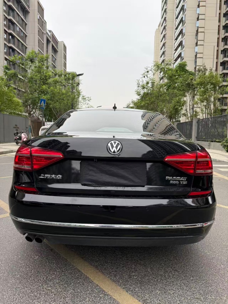 成都18年大众帕萨特5