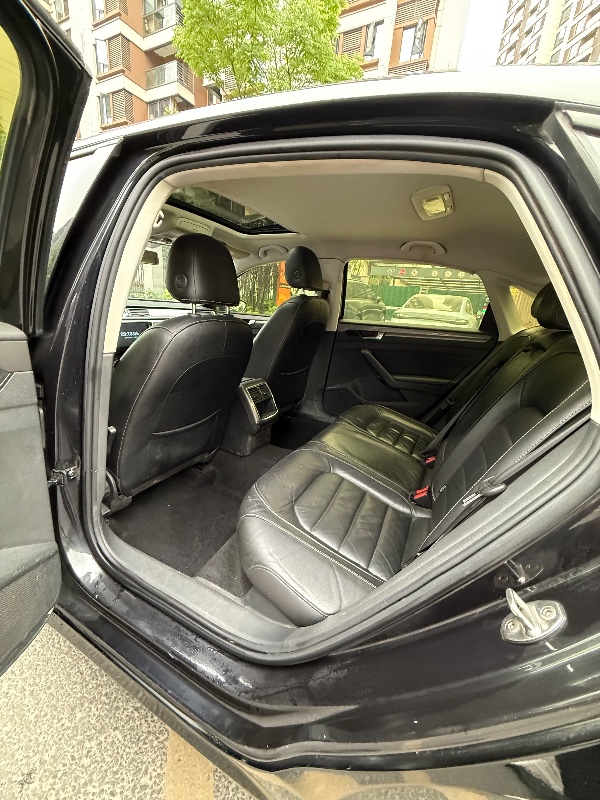 成都18年大众帕萨特8