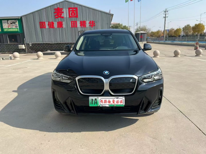 沧州24年宝马IX31