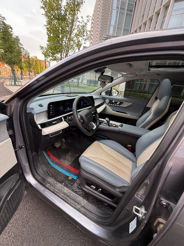 成都24年奇瑞欧萌达7