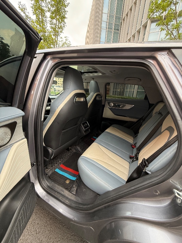 成都24年奇瑞欧萌达8