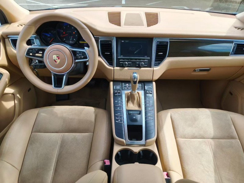 温州15年保时捷Macan5