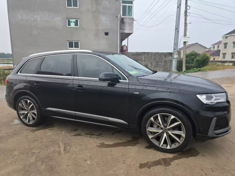 徐州22年奥迪Q73