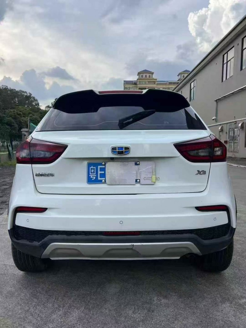 深圳19年吉利远景9