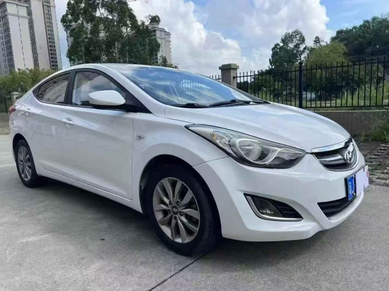 珠海16年现代朗动2