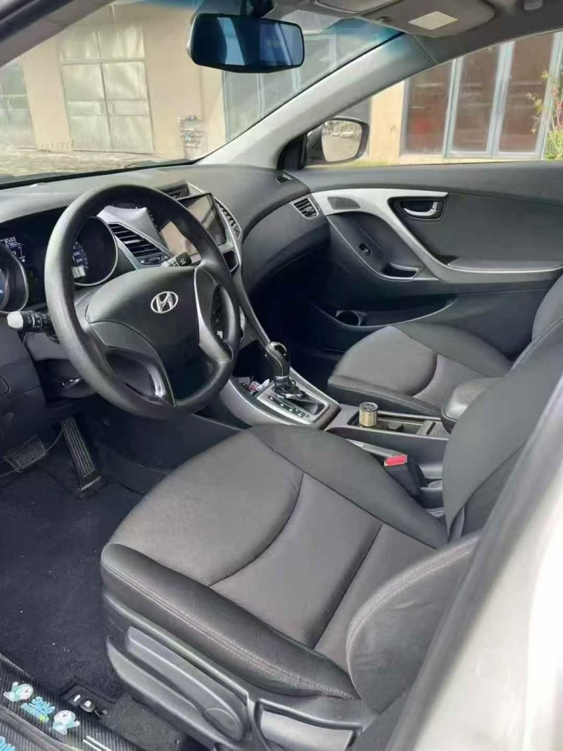 珠海16年现代朗动4