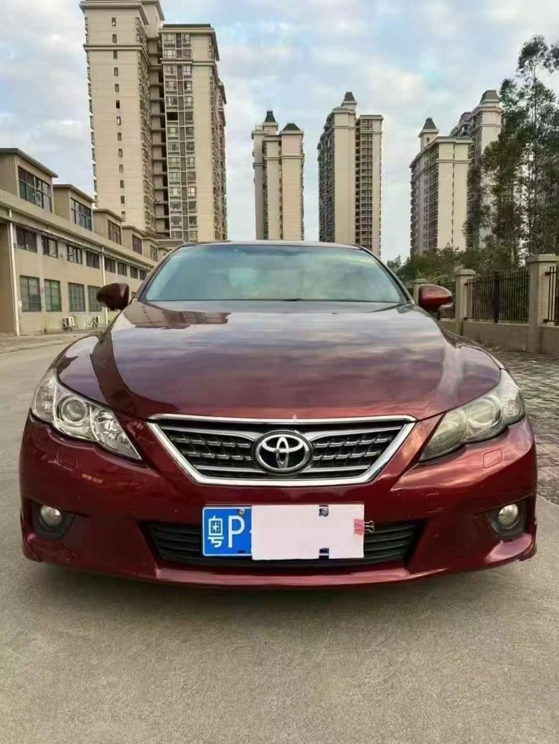 深圳12年丰田锐志1