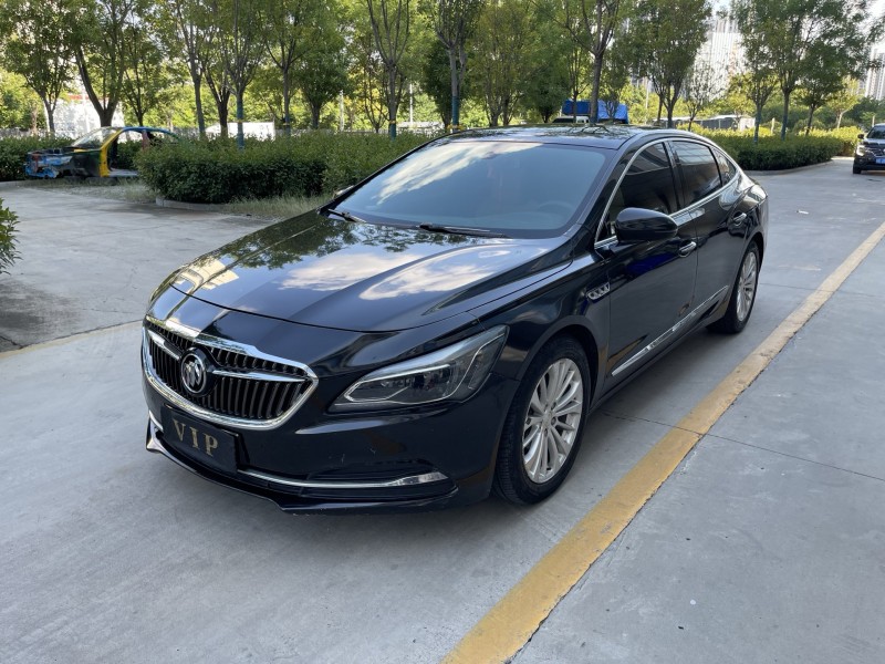 济宁19年别克君越3