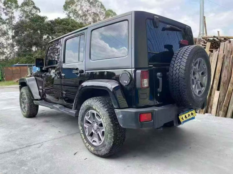 珠海14年Jeep牧马人7