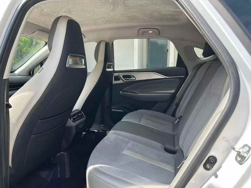 深圳22年传祺埃安S4