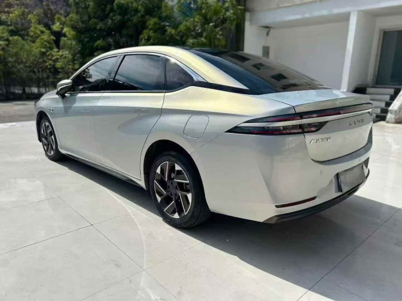 深圳22年传祺埃安S8