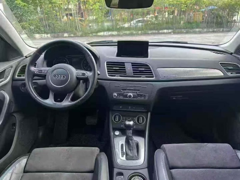 深圳19年奥迪Q36