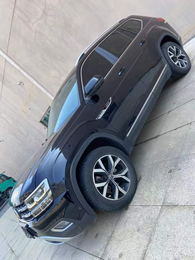 营口19年大众途昂9