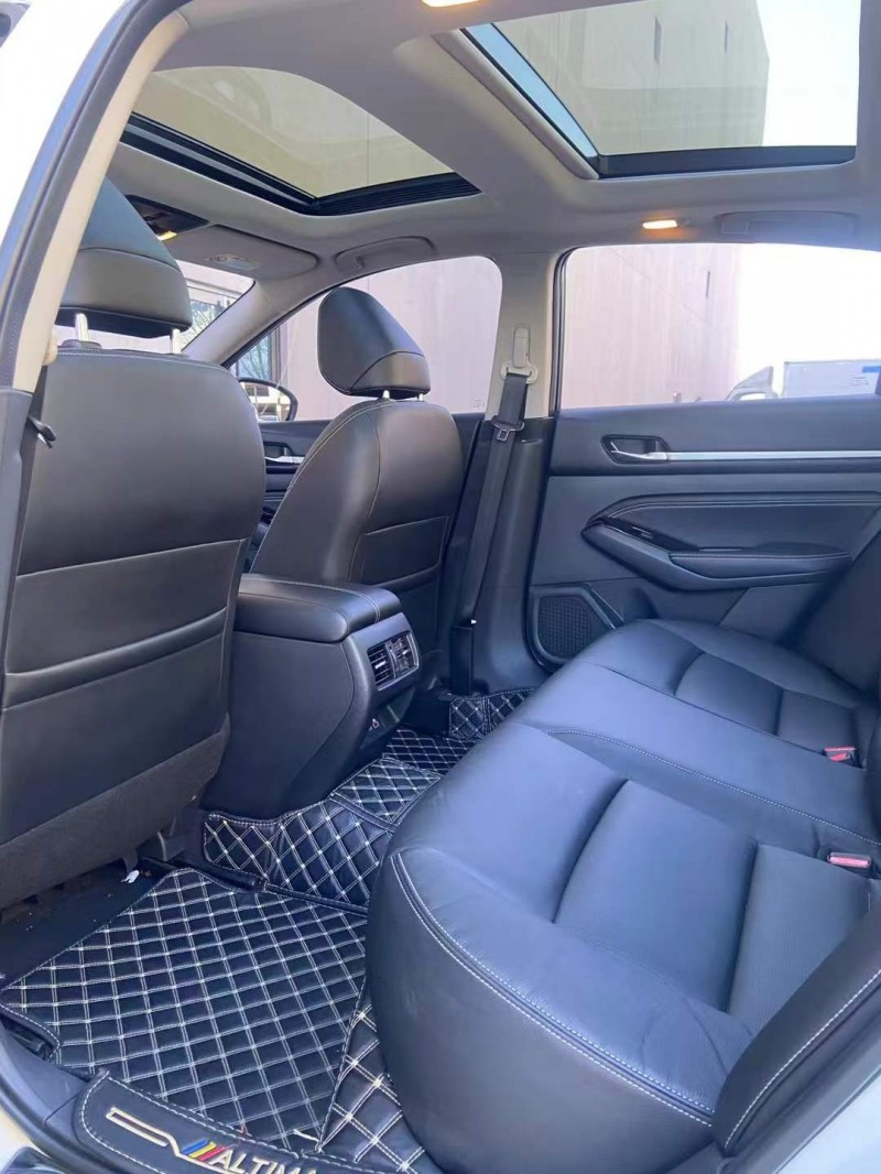 营口20年日产天籁5