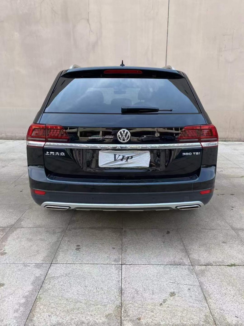 营口19年大众途昂5