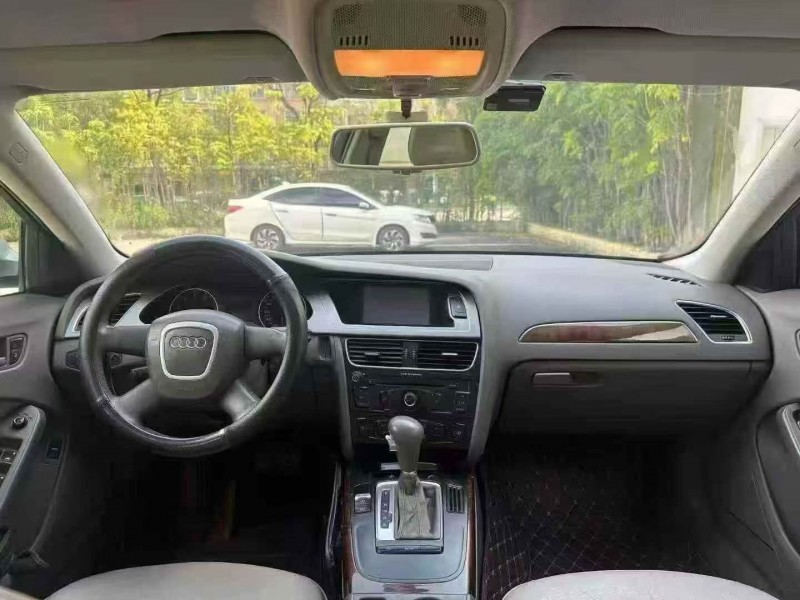 珠海12年奥迪A4L5