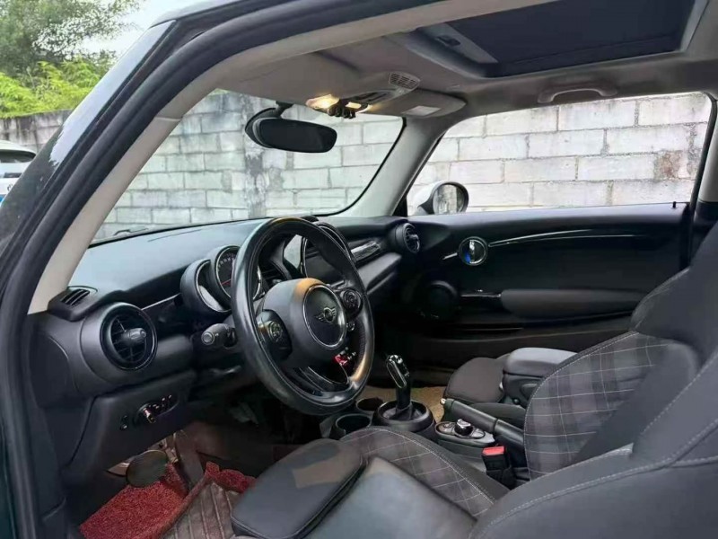 深圳18年MINICooper4
