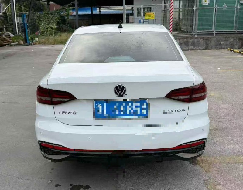 珠海25年大众朗逸9