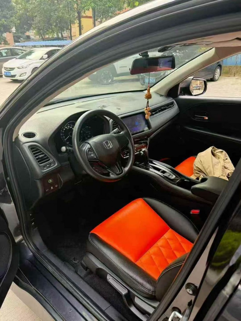 珠海19年本田缤智8