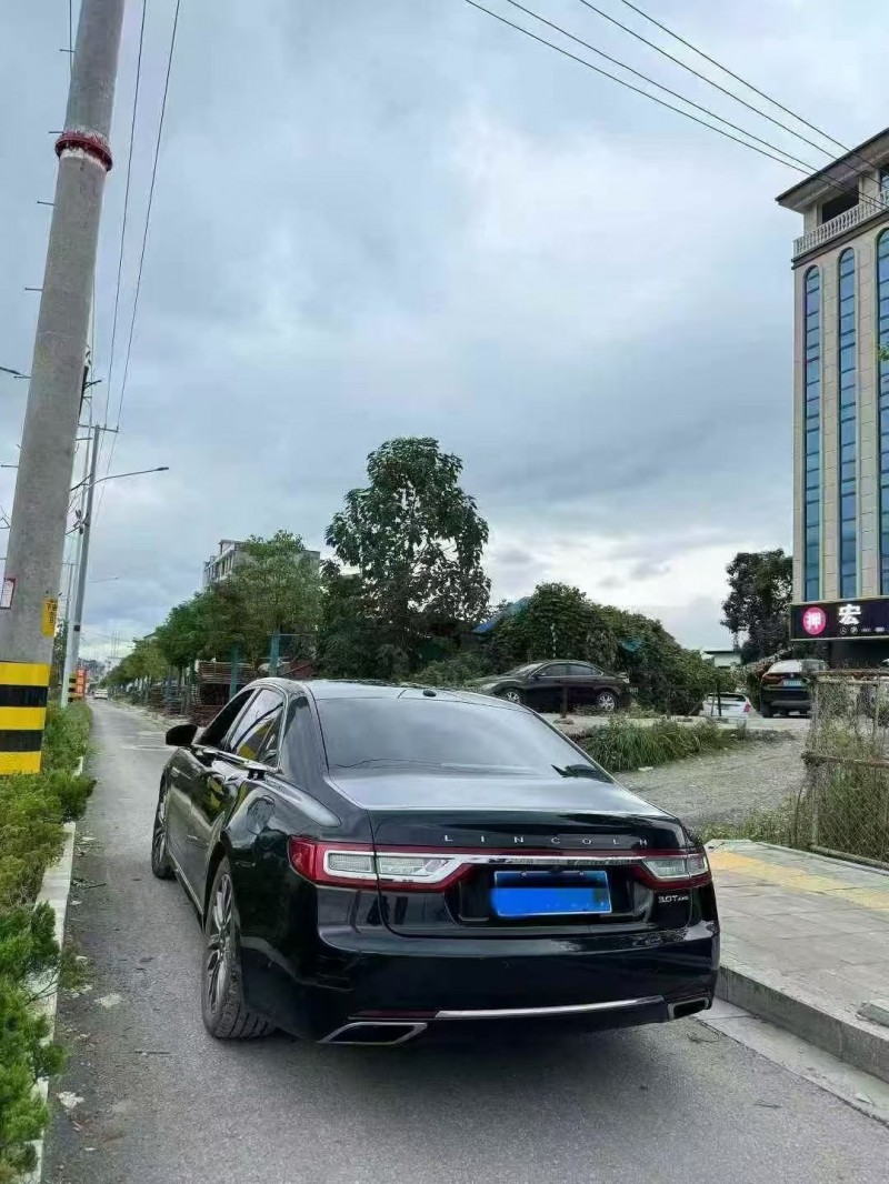 岳阳17年林肯大陆9