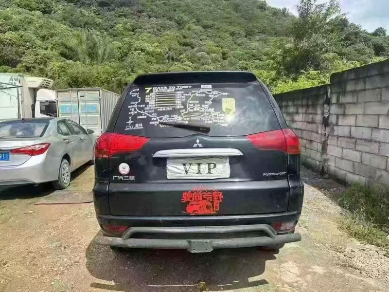 佛山16年三菱帕杰罗·劲畅9