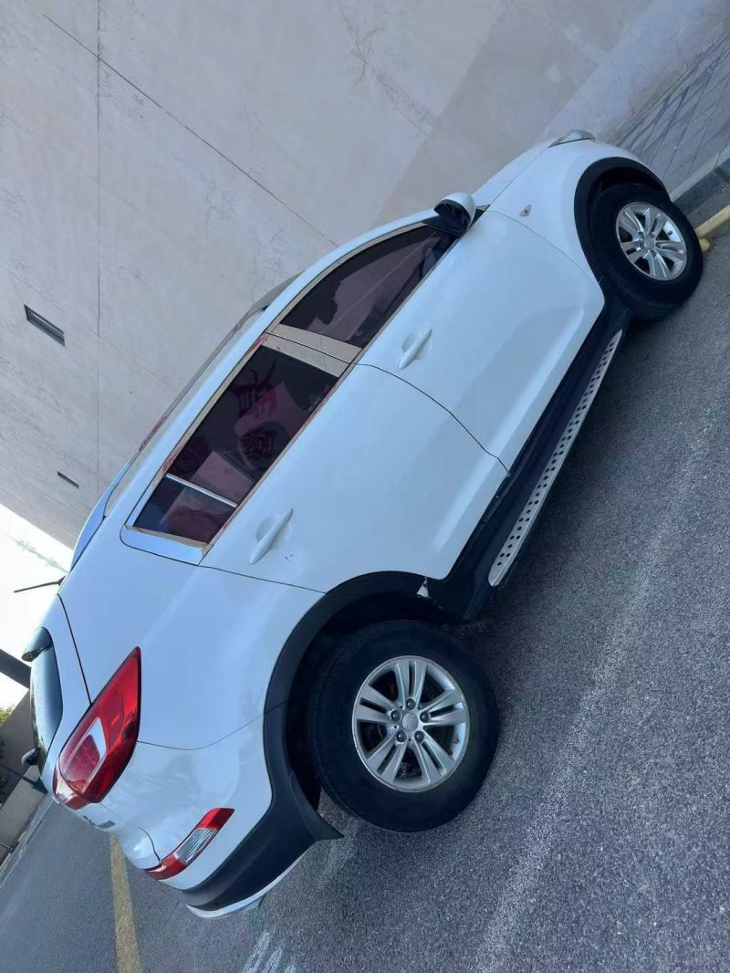 营口14年起亚智跑8