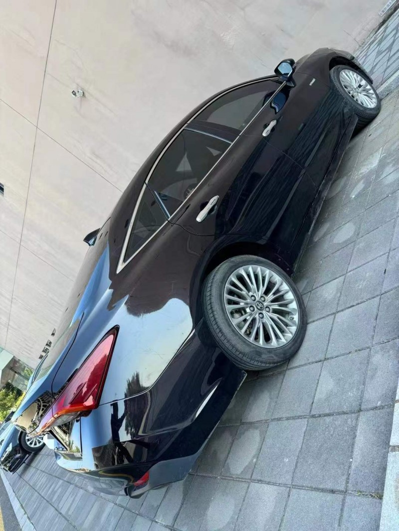 营口19年丰田亚洲龙7