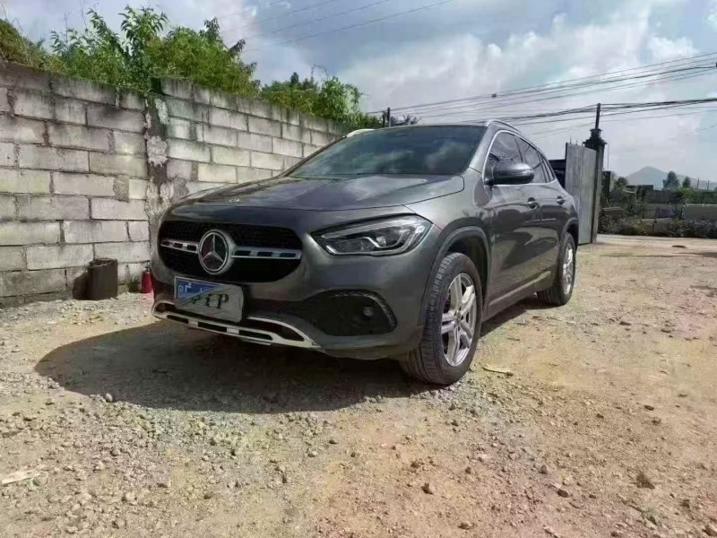 珠海22年奔驰GLA2