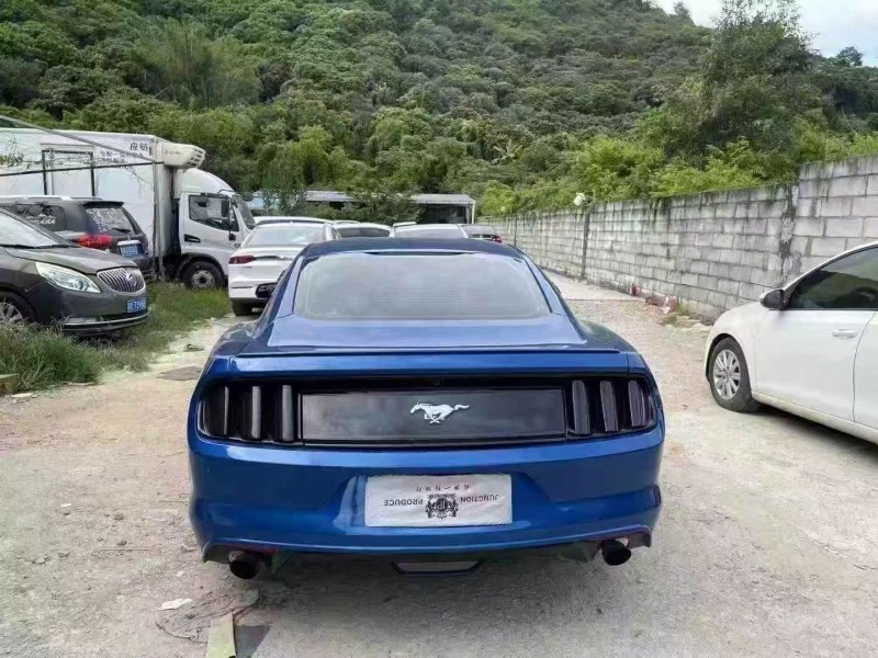 汕头17年福特野马7