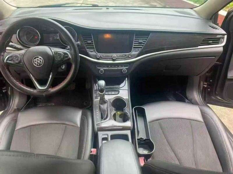 汕头18年别克威朗4